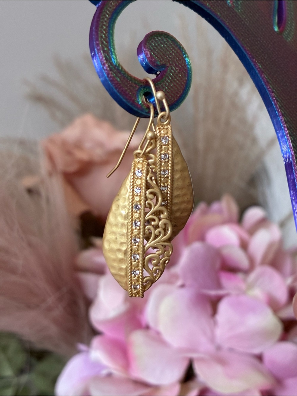 Kiam Family Vintage Gold Filigree Hammered Drop Earrings